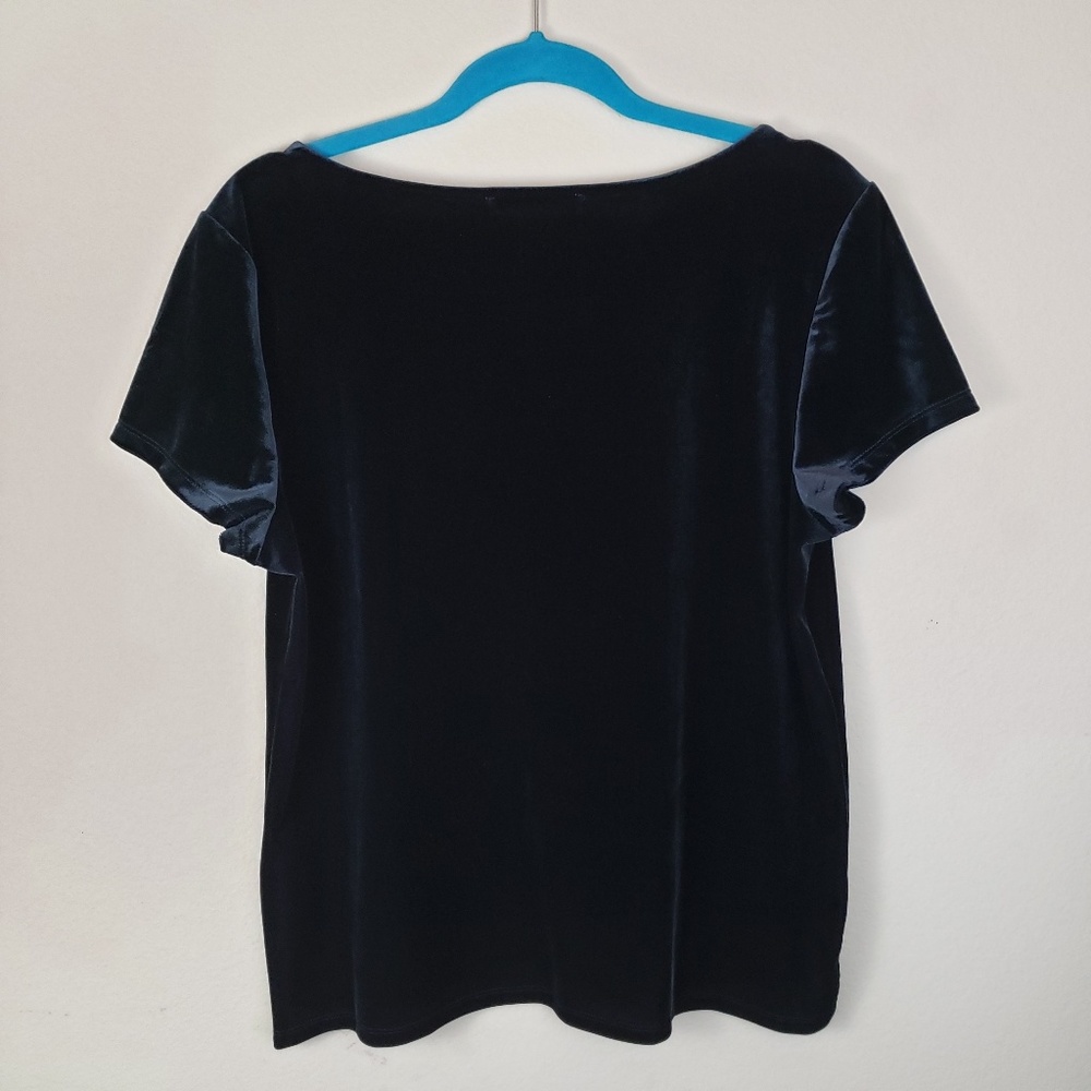 White House Black Market Velvet Shirt - Picture 2 of 5